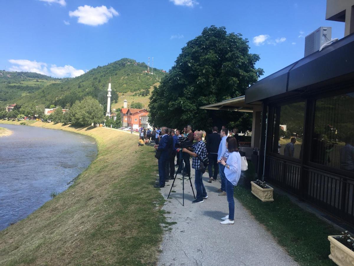 Motel Otoka Donji Vakuf Buitenkant foto